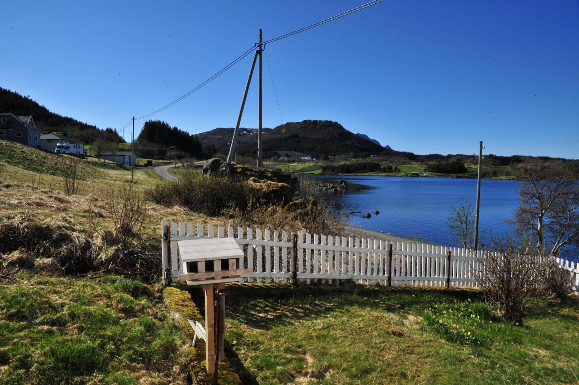 Fredelig Med Naturskjonn Omgivelse, Midt I Lofoten Ferienhaus